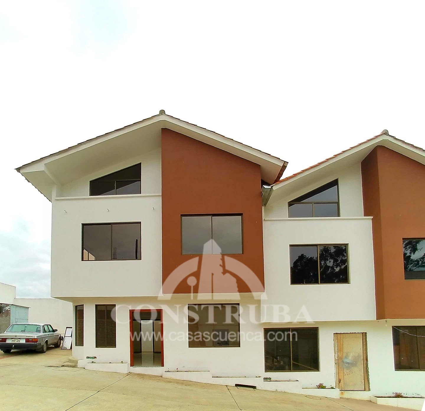 Casas de Venta Cuenca condominio, Sector Hotel Oro Verde