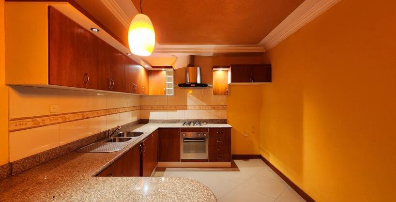 Casa en venta en Cuenca sector el Mercurio