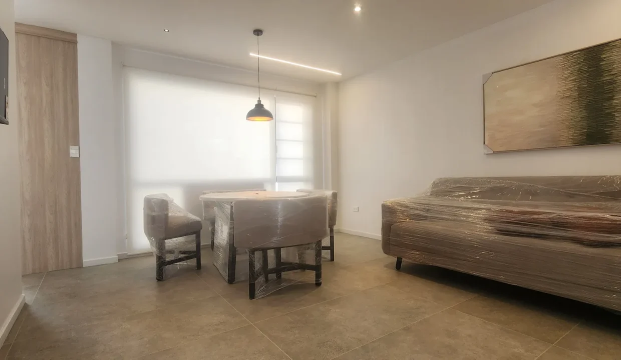comedor-casa-rentera-yanuncay-cuenca.jpg