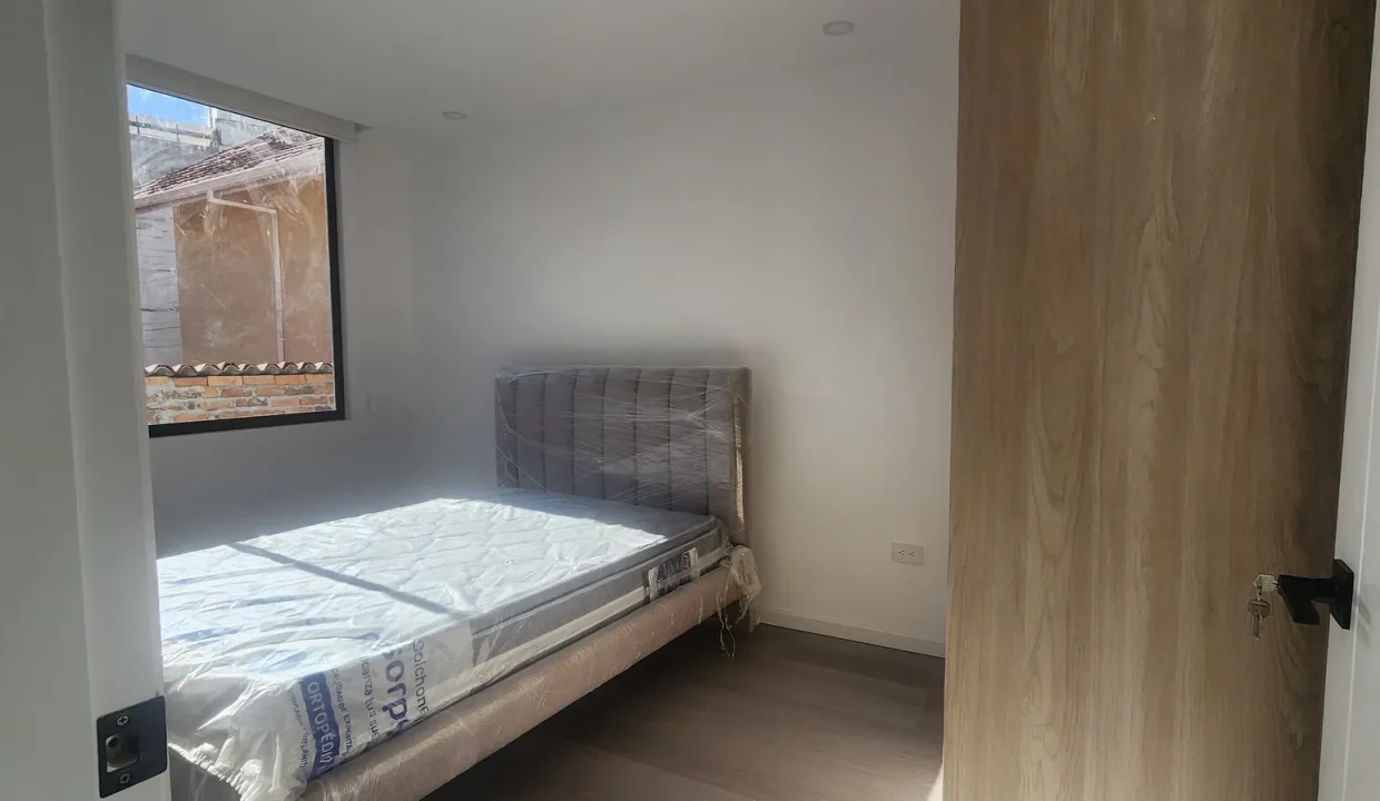 dormitorio-secundario-casa-rentera-cuenca.jpg
